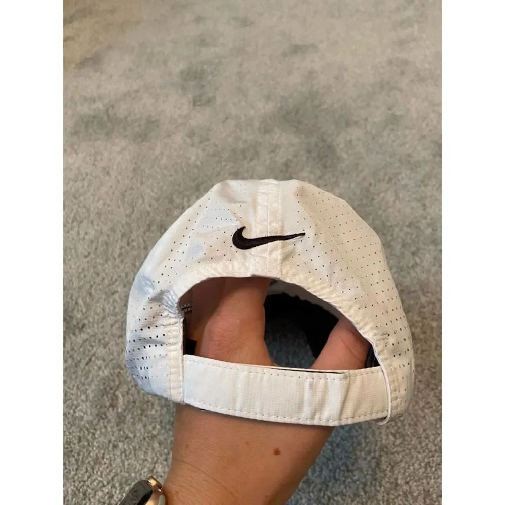 Trojans‎ nike hat